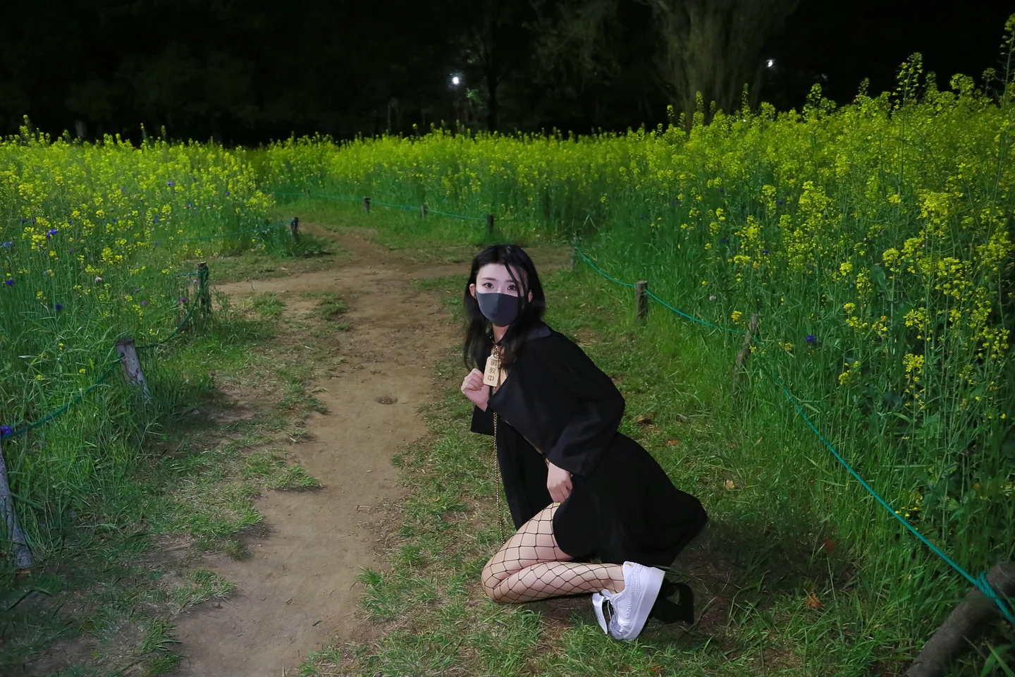 李佳 - No.011 户外带文字 [47P-256MB] tg@simisebaisi 【丝足阁】013.webp